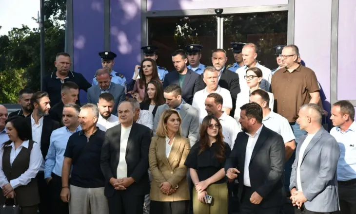 PDK dhe Aleanca bllokojnë sërish hyrjen e Qeverisë, kërkojnë konstituimin e Kuvendit të Kosovës