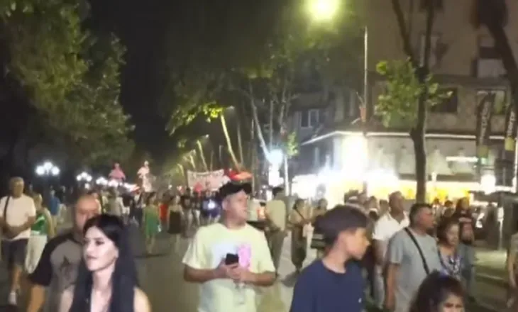 Përfundon dita e 70-të e protestës, nis marshimi në rrugë
