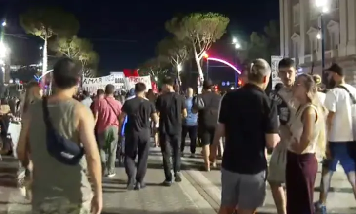 Përfundon dita e 79 e protestës, nis marshimi në rrugë