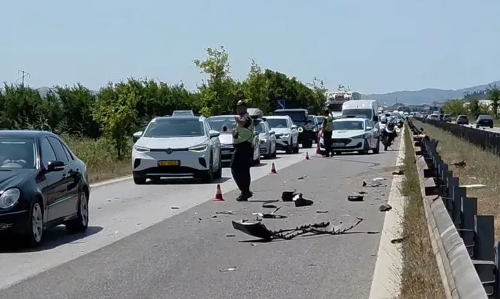 Përplasen dy automjete në aksin Fier-Lushnjë, 4 të plagosur dërgohen në spital