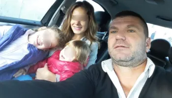 Përplasje fatale në Kavajë/ 49-vjeçari humb jetën mbi motor