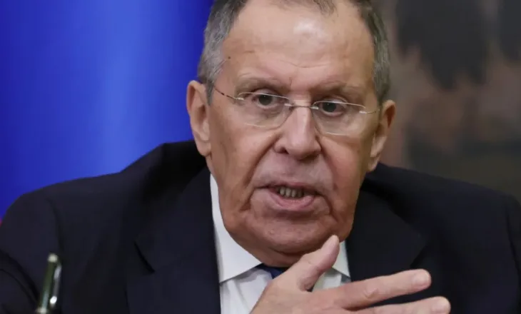 Përplasje Moskë-Beograd/ Lavrov paralajmëron Serbinë pas afrimit me Zelenskyn