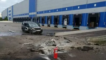 Pesë të vdekur në rajonin e Moskës, Ukraina vijon sulmet ndaj depove