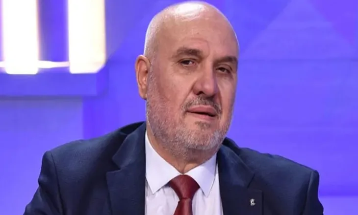 PETRAJ PËRPLAS HAGËN ME KURTIN: E DO THAÇIN DHE KOMANDANTËT E UÇK NË BURG