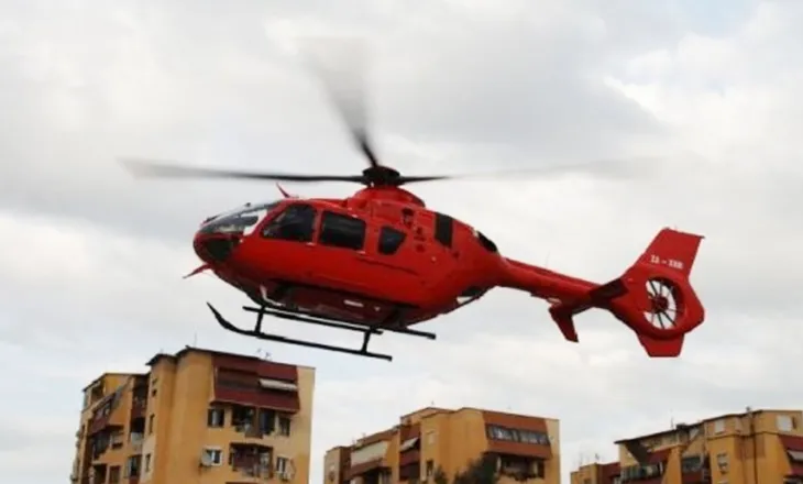 Plagoset drejtuesi i motorit, transportohet me helikopter drejt Spitalit të Traumës