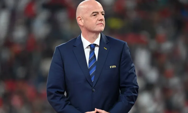 Plani skandaloz i Infantino-s! UEFA nuk e mbështet më, presidenti i FIFA-s kërkon t’i heq Spanjës finalen e Botërorit