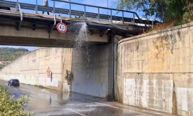 Plas tubacioni i ujit të pijshëm në Unazën e Madhe të Tiranës