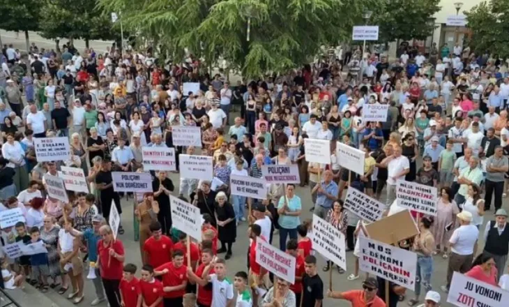 Poliçani ngrihet kundër PS-së, 15 këshilltarë votojnë kundër shkrirjes, kërcënojnë me dorëheqje