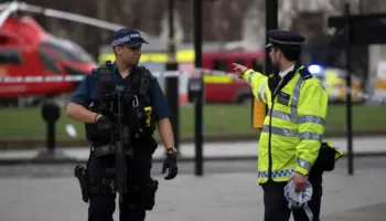 Policia britanike heton si vrasje vdekjen e një foshnjeje, shtatë në pranga