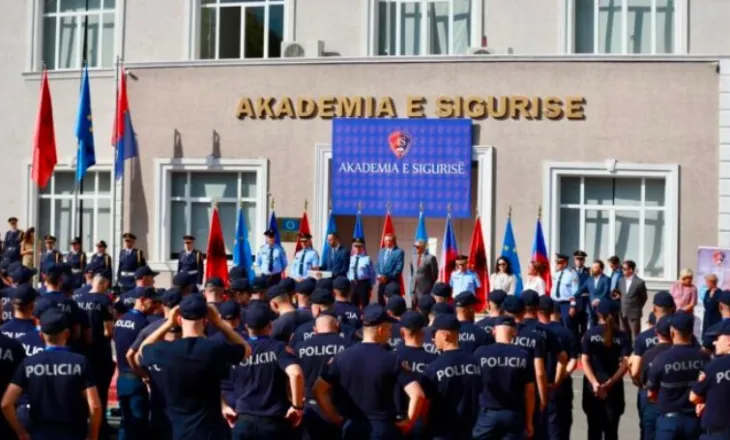Policisë së Shtetit bëhet me 389 efektivë të rinj, ministri Lamallari: Uniforma nuk jep privilegje, por përgjegjësi!