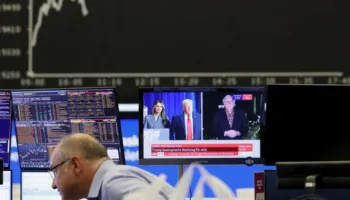 “Politico”: Borxhi amerikan prej 40 trilionë dollarësh kërcënon Evropën, Franca nën presion dhe në “zonën e rrezikut”, Italia e Spanja…
