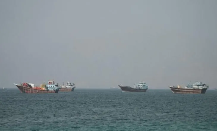 Predha godet anijen në Hormuz, Izraeli paralajmëron: Pa çarmatosjen e Hamasit nuk ka tërheqje
