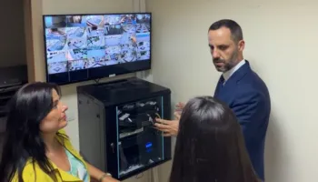 Prej muajit shtator “Smart City” në shkollat e Tiranës, Lamallari tek gjimnazi “Qemal Stafa”: Janë instaluar kamerat me inteligjencë artificiale!