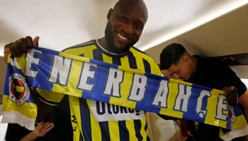 Prezantohet Lukaku: Turqia është shtëpia ime e dytë, dua të fitoj gjithçka me Fenerbahçen