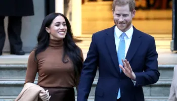 Princ Harry dhe Meghan Markle kthehen sot në Britani me fëmijët