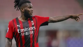 Pritej te Juventusi, klubi tjetër italian tenton të “rrëmbejë” mesfushorin Kessie