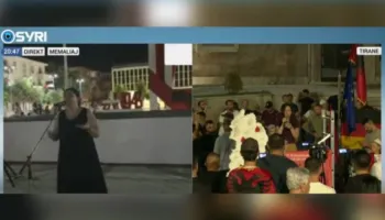 Protesta në Memaliaj/ Banorja: Nuk mund të braktisim qytetin që ndërtuan prindërit tanë