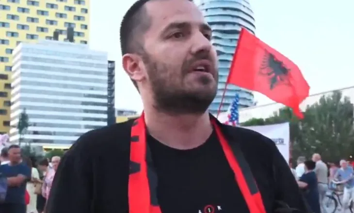 Protestuesi i revoltuar: Rama dha 4.2 mln euro për tallava, por zjarrfikëset janë të kohës së ‘qepës’