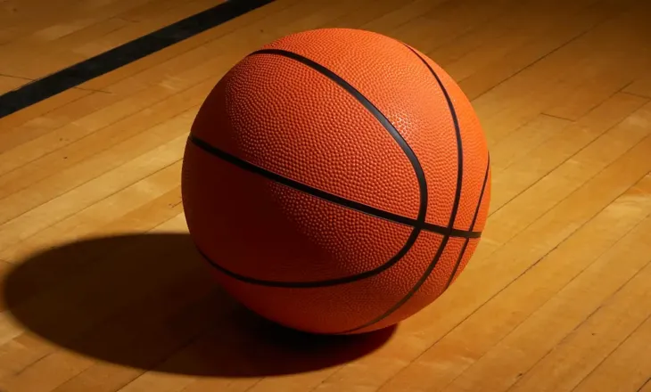 Pse janë topat e basketbollit portokalli?