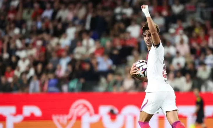 PSG “zhgënjen” në ndeshjen e parë, por çfarë debutimi për Ferran Torres (video)