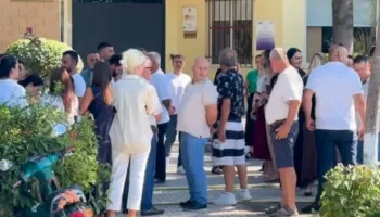 Punonjësit e Bashkisë Rrogozhinë bojkotojnë punën: Rama dhe Mazniku të rishikojnë vendimin për bashkimin me Kavajën