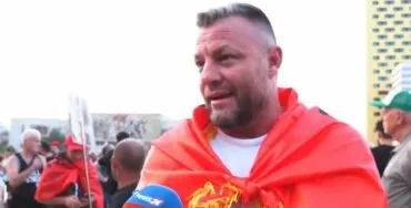 “Pushtetarët nga Edi Rama, po firmosin kontrata duke shitur më shumë Shqipërinë”/ Protestuesi nga diaspora: Të ishin…