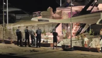 Qëlluan me armë nga jahti dhe tentuan të largoheshin, 4 të ndaluar në Palasë