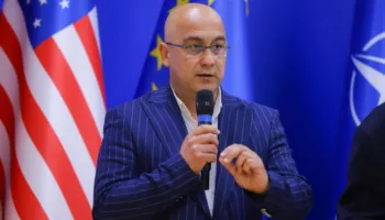 “Qeveria shqiptare, ka bërë gabim trashanik”/ Reforma territoriale, deputeti Himçi: Po bëhet pa konsultime
