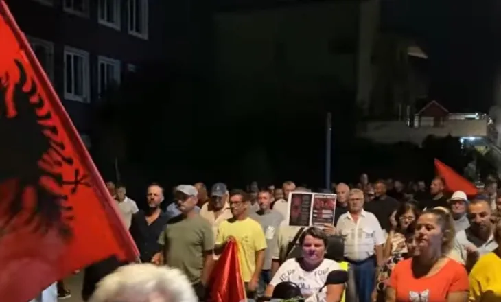 Qytetarët e Divjakës kundër shkrirjes së bashkisë, mbajnë protestën e 26-të! Thirrje deputetëve të mos e votojnë Territorialen në Parlament