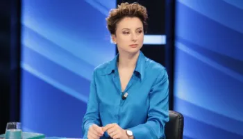 “Qyteti po mbytet nga plehrat, mjaft me propagandë”/ Xhixho denoncon gjendjen e mbeturinave: Kjo nuk është Tirana…