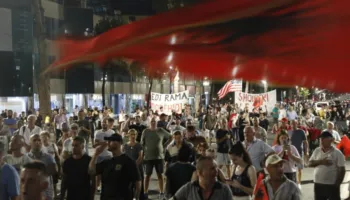 ‘Rama në burg’, mbyllet protesta e 84-t kundër qeverisë: Shqiptarët e bashkuar, pushteti i tmerruar