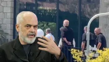 Rama nis konsultimet për reformën administrative, në fokus Bashkitë që parashikohet të shkrihen