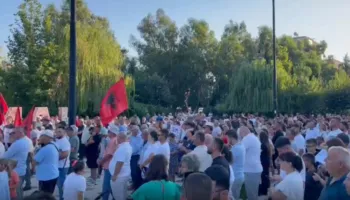 Reforma Territoriale, banorët e Dimalit rikthehen në protestë. Administratori i Kutallit jep dorëheqjen