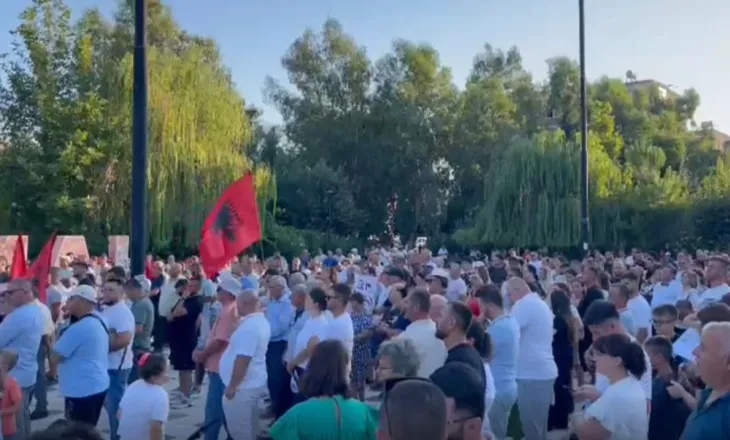 Reforma Territoriale, banorët e Dimalit rikthehen në protestë. Administratori i Kutallit jep dorëheqjen