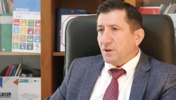 Reforma territoriale/ Haxhimali sulmon kryebashkiakët: Heshtën para Ramës…