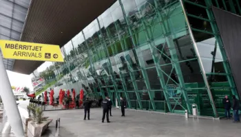Rekord në Aeroportin e Tiranës! 1.65 milionë pasagjerë vetëm në korrik