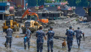 Rëndohet edhe më shumë bilanci i katastrofës në Nepal dhe Tibet, 633 të vdekur dhe mbi 2300 të zhdukur! Vijon aksioni i kërkim-shpëtimit