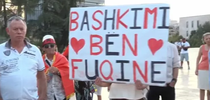 Revolta e 69/ Shqiptarët kërkojnë largimin e Ramës, nis organizimi i protestuesve në sheshin “Skënderbej”