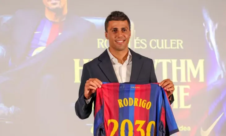 Rodri prezantohet zyrtarisht te Barcelona dhe nxjerr bllof Real Madridin me deklaratën e tij