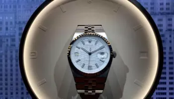 “Rolex” ndalon fluturimin e dronëve mbi fabrikën e re, frikë nga vjedhja e të dhënave