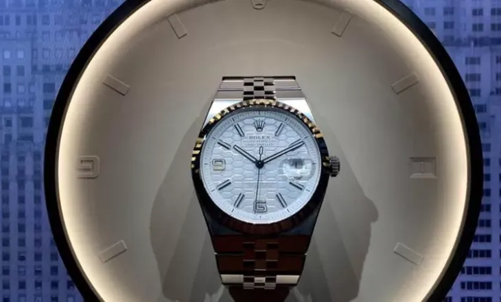 “Rolex” ndalon fluturimin e dronëve mbi fabrikën e re, frikë nga vjedhja e të dhënave
