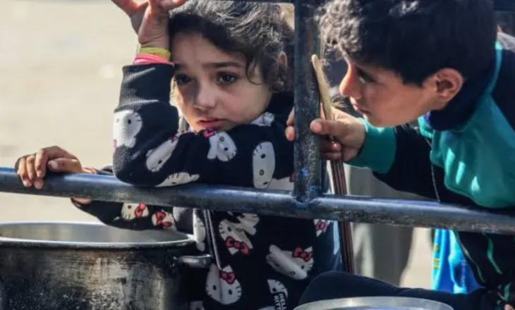 Rreth 370 fëmijë palestinezë mbahen në burgjet izraelite