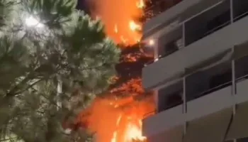 Rrezikoi jetën e pushuesve, restorante e hotele/ Vihet në kontroll zjarri në Ujin e Ftohtë