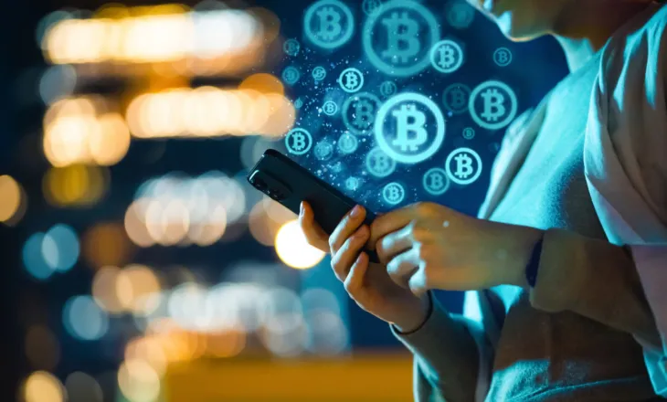 Rritje 11% e Bitcoin në dy ditë, me Trump dhe drejtuesit e industrisë së kriptos që shtyjnë për Aktin e Qartësisë