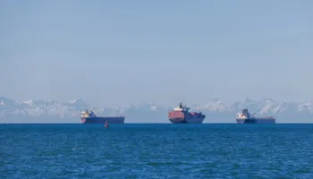 Rusia godet një anije mallrash që transportonte pajisje ushtarake në Odessa dhe magazinat e karburantit!