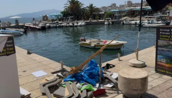 Sazan Gurit i hedhin librat në det: “Më mirë të më kishin vrarë, nuk më mposhtin dot”