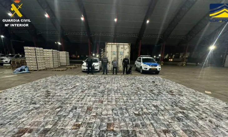 Sekuestrohen 21 ton kokainë, organizata vepronte në Spanjë dhe Ekuador, lidhje edhe me shqiptarët në Dubai