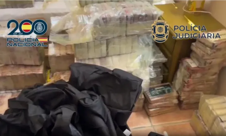 Sekuestrohen mbi 3.3 ton kokainë në Spanjë dhe Portugali, 3 të arrestuar