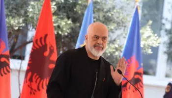 “Serbia e humbi Kosovën”/ Rama reagon ndaj kritikave: Qëndrimi im i saktë, ‘turbofolku nacionalist’ u lëshua me urrejtje