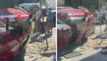 Sërish aksident në Tiranë/ Makina përmbyset pranë Universitetit Bujqësor, mbërrin ambulanca